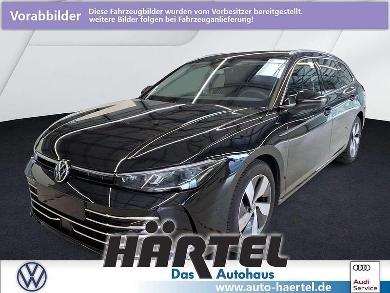 Grenadillschwarz (black), metallic Gebraucht 2025 VW Passat Elegance Kombi | 36.700 € (Superpreis) - Bild 1/4