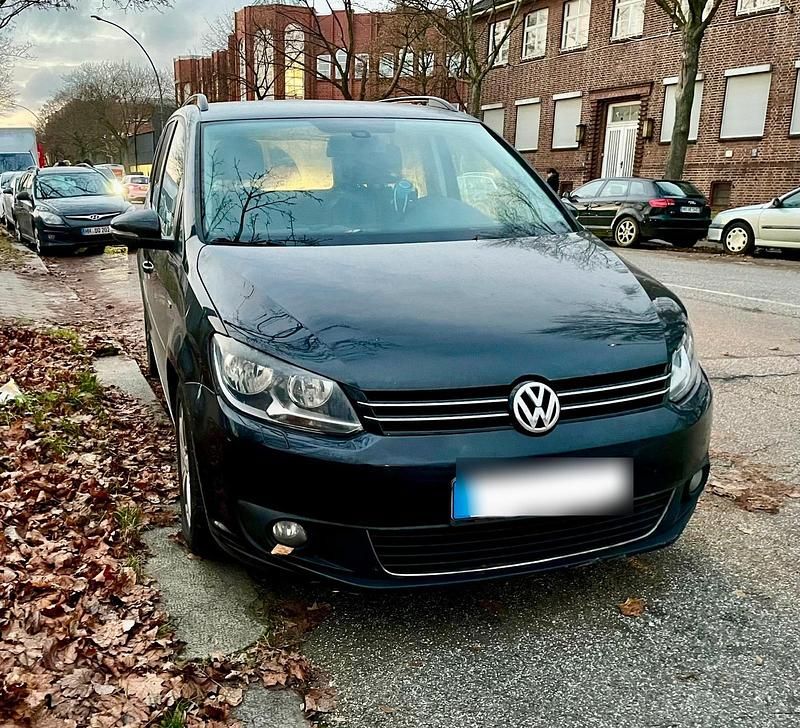 Schwarz Gebraucht 2013 VW Touran Van / Kleinbus | 4.500 € (Superpreis) - Bild 1/4