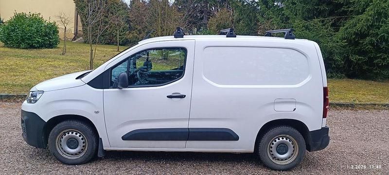 Gebraucht Citroën Berlingo Feel 102 PS (75 kW) 2020 Weiß Van / Kleinbus