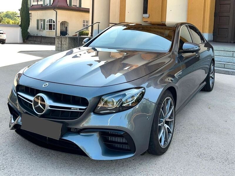 Grau Gebraucht 2020 Mercedes E63 AMG AMG Limousine | 63.499 € (Superpreis) - Bild 1/4
