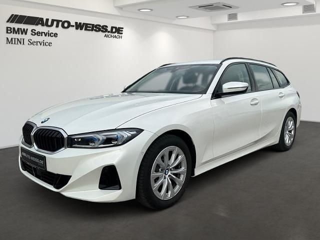 Gebraucht BMW 318 Shadowline 156 PS (114 kW) 2022 Weiß, metallic Kombi