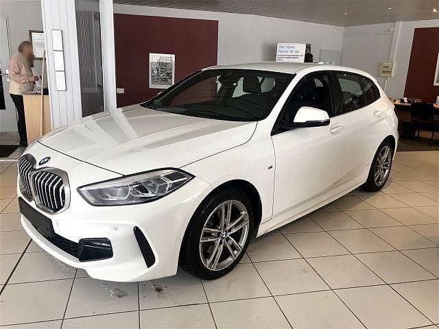 Gebraucht BMW 118 M Sport 136 PS (100 kW) 2022 Weiß Kleinwagen
