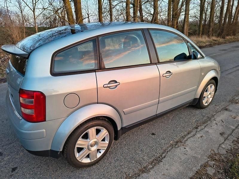 Gebraucht Audi A2 Advanced 75 PS (55 kW) 2002 Blau Kleinwagen