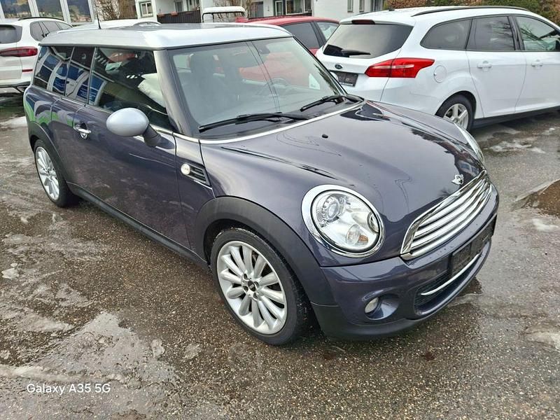 Grau Gebraucht 2013 Mini Cooper D Clubman Kombi | 5.890 € (Fairer Preis) - Bild 1/4