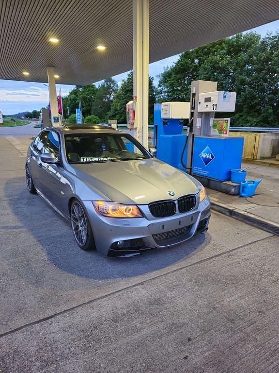 Gebraucht BMW 335 Performance 326 PS (239 kW) 2009 Grau Limousine
