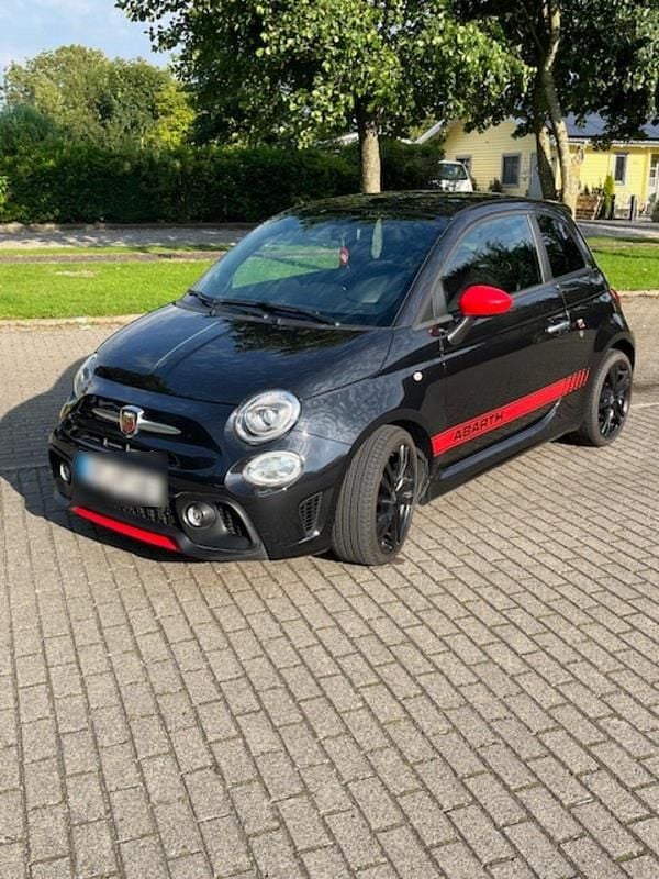 Schwarz Gebraucht 2018 Fiat 500 Abarth Kleinwagen | 12.000 € (Superpreis) - Bild 1/4