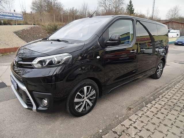 Gebraucht Toyota Proace Verso Executive 177 PS (130 kW) 2017 Sicily black Kombi