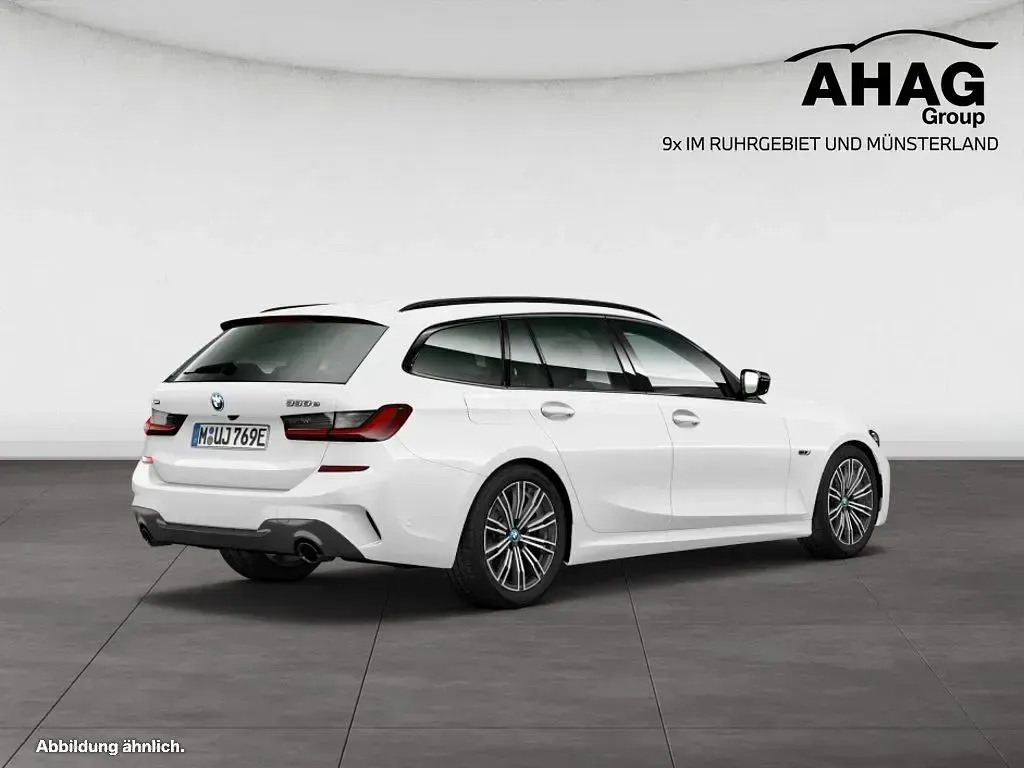 Gebraucht BMW 330e Efficient Dynamics 252 PS (185 kW) 2022 Alpinweiss iii Kombi