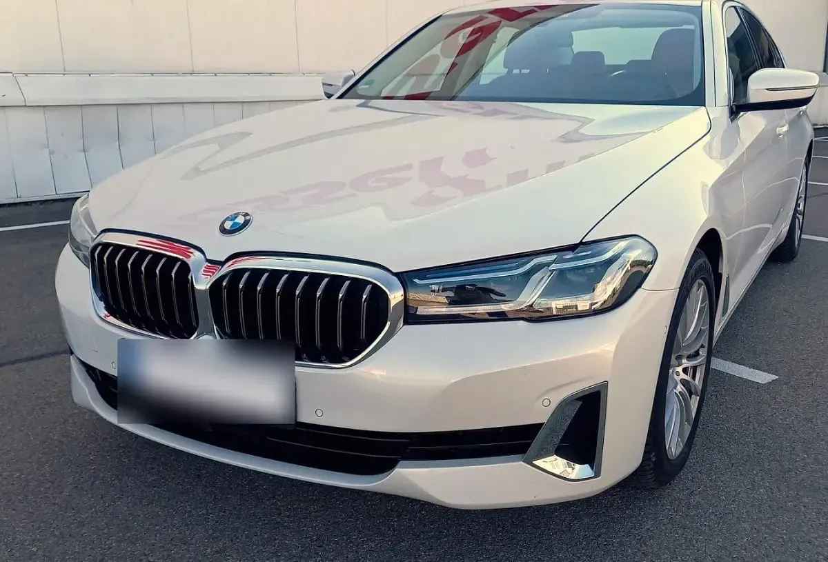 Gebraucht BMW 530 Luxury Line 252 PS (185 kW) 2022 Weiß Limousine