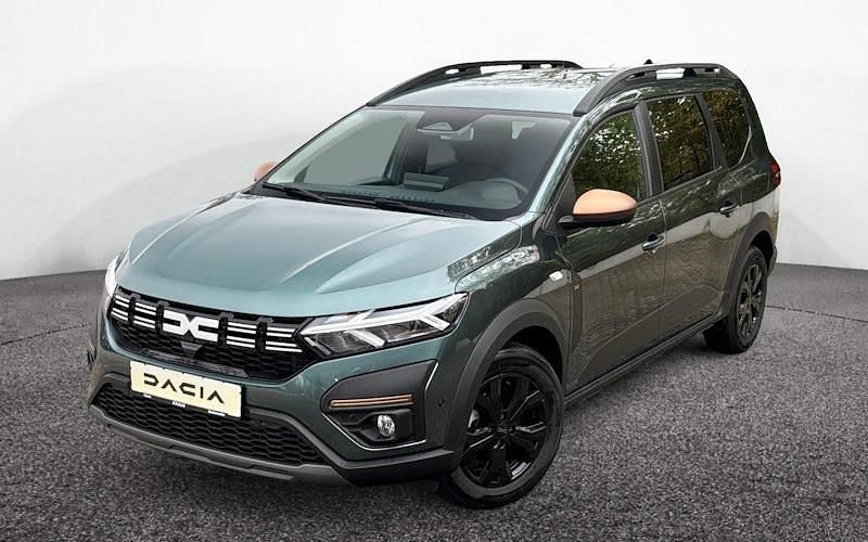 Neu Dacia Jogger Extreme 101 PS (74 kW) 2025 Grün Van / Kleinbus