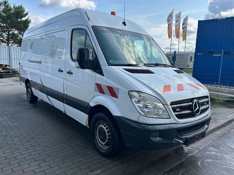 Gebraucht Mercedes Sprinter 109 PS (80 kW) 2009 Weiß Van