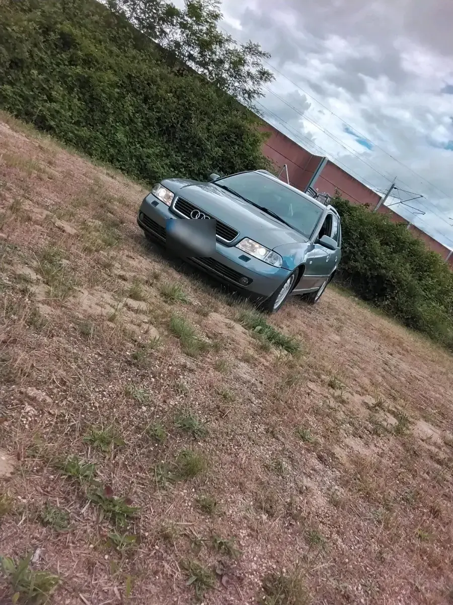 Gebraucht Audi A4 150 PS (110 kW) 2000 Silber Kombi