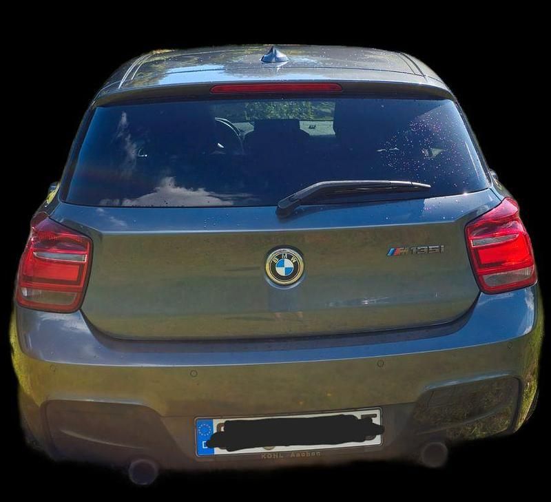Gebraucht BMW M135 Performance 320 PS (235 kW) 2013 Grau Kleinwagen
