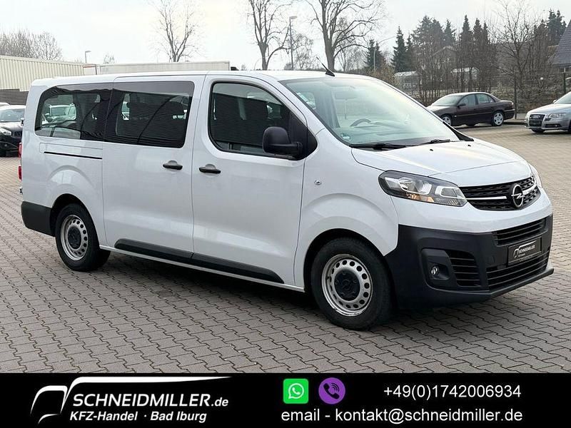 Gebraucht Opel Vivaro 120 PS (88 kW) 2022 Weiß Van / Kleinbus