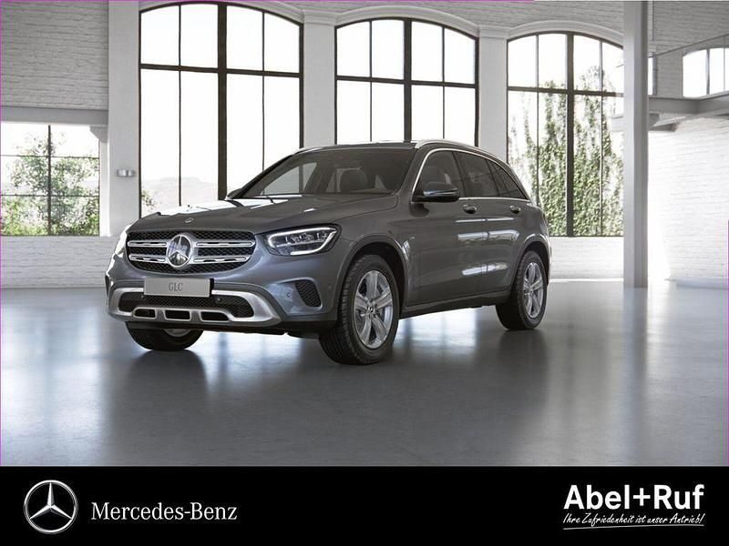 Lack selenitgrau (metallic) Gebraucht 2021 Mercedes GLC300e SUV | 36.399 € (Superpreis) - Bild 1/4