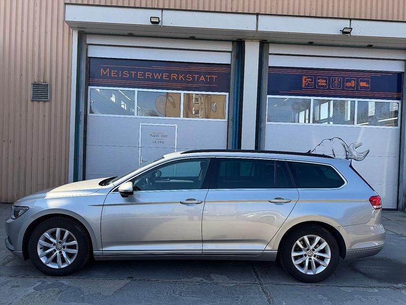 Gebraucht VW Passat Comfortline 150 PS (110 kW) 2016 Silber Kombi