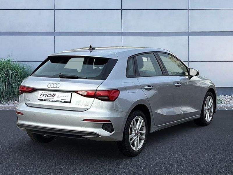 Gebraucht Audi A3 Performance 116 PS (85 kW) 2023 Silber Limousine
