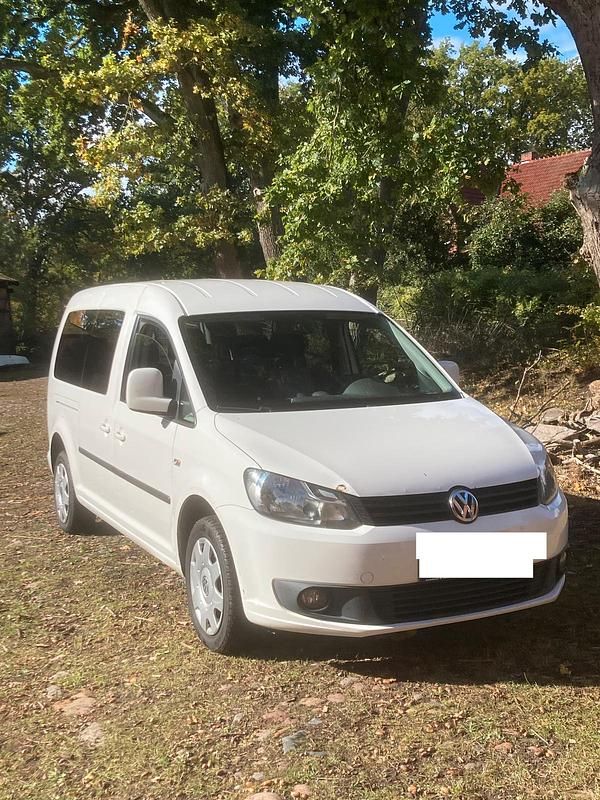 Weiß Gebraucht 2011 VW Caddy Maxi Van / Kleinbus | 4.200 € - Bild 1/4