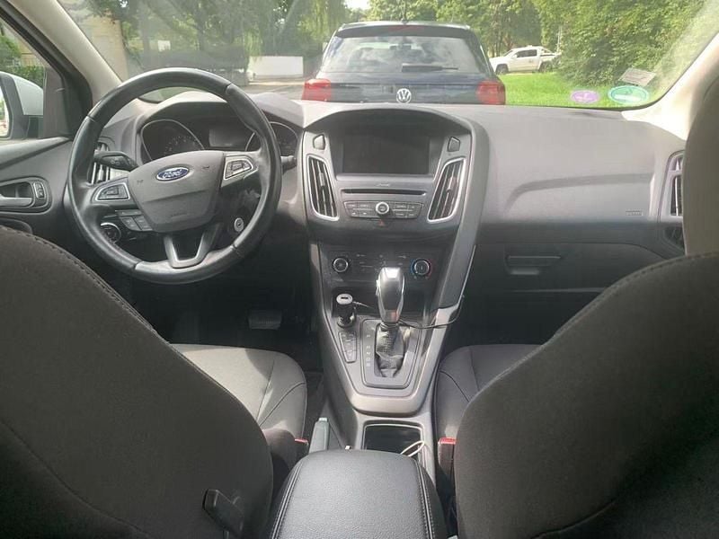 Gebraucht Ford Focus Business Edition 125 PS (91 kW) 2017 Silber Kombi