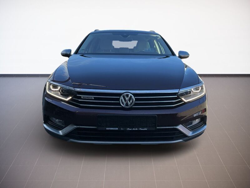 Gebraucht VW Passat Alltrack 220 PS (161 kW) 2018 Rot Kombi