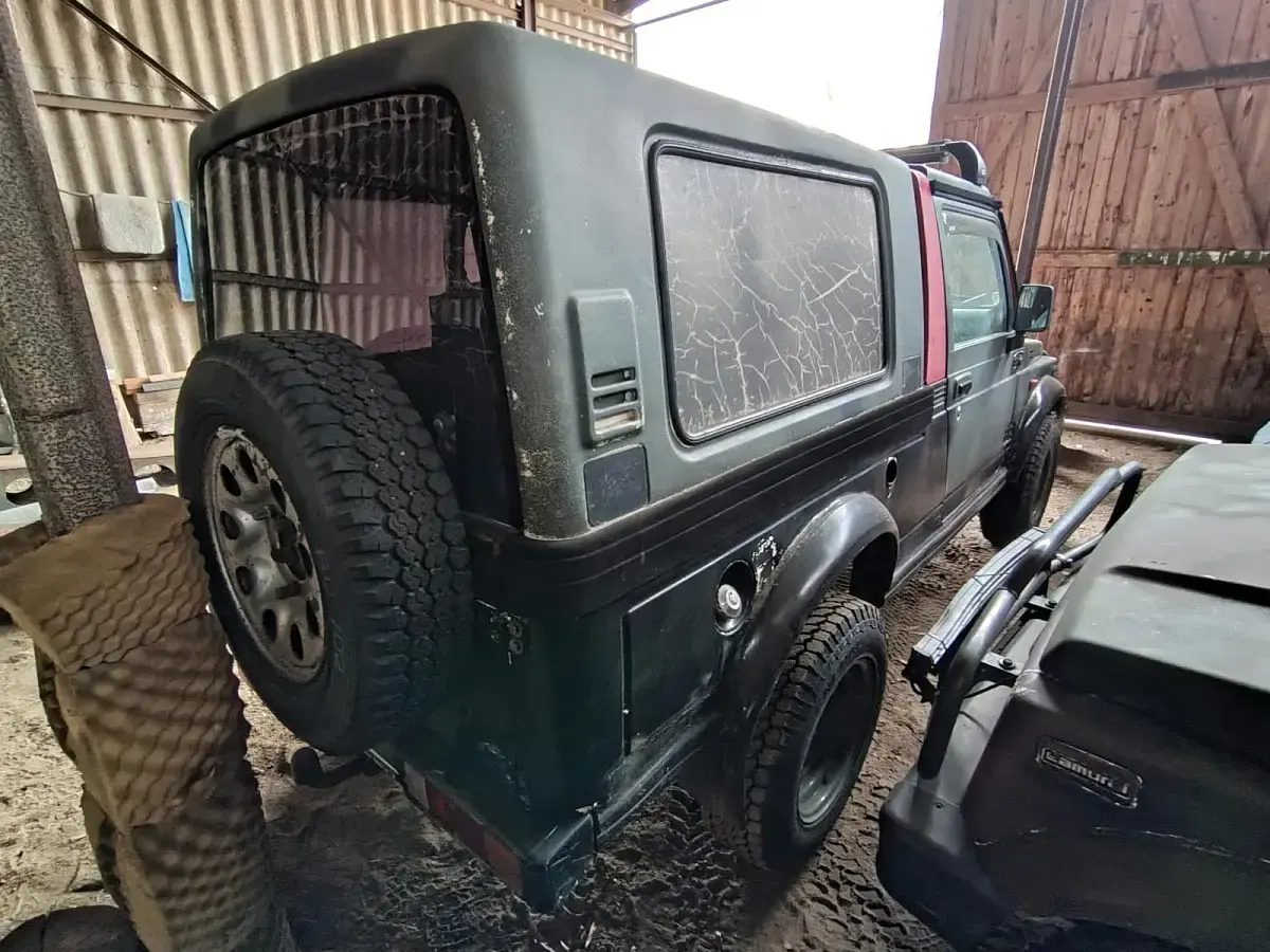Usata Suzuki Samurai 70 CV (51 kW) 1998 Verde SUV