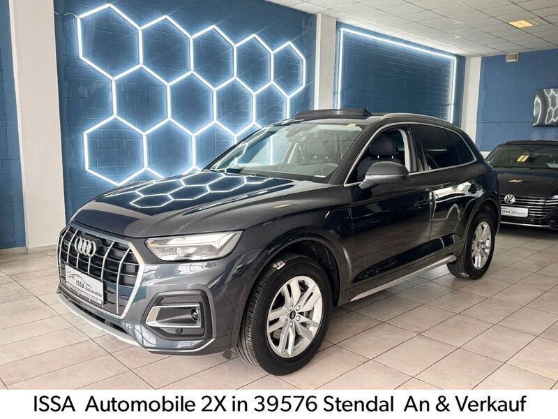 Grau Gebraucht 2021 Audi Q5 Advanced SUV | 32.999 € (Etwas zu teuer) - Bild 1/4
