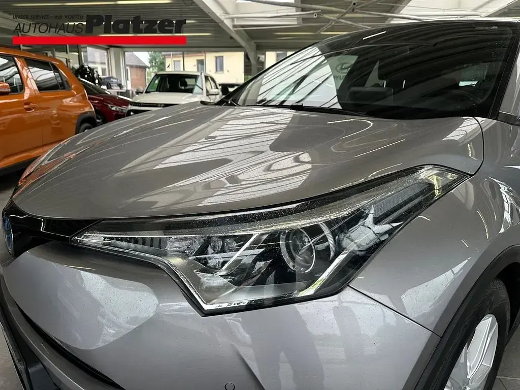 Gebraucht Toyota C-HR Team 122 PS (89 kW) 2018 Silber SUV