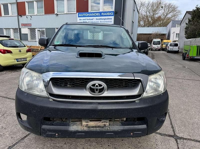 Gebraucht Toyota HiLux 144 PS (105 kW) 2010 Dark green mica metallic Pickup