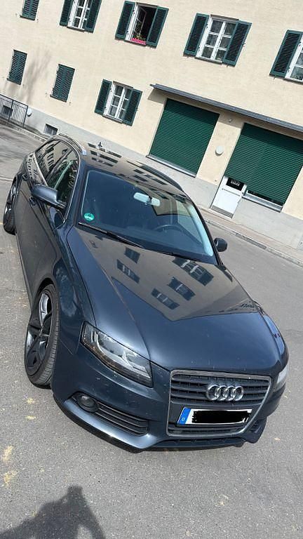 Second-hand Audi A4 Ambiente 190 CP (139 kW) 2009 Gri Break