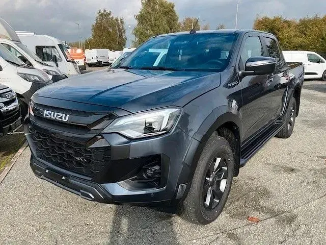 Neu Isuzu D-Max 163 PS (119 kW) 2026 Grau Pickup