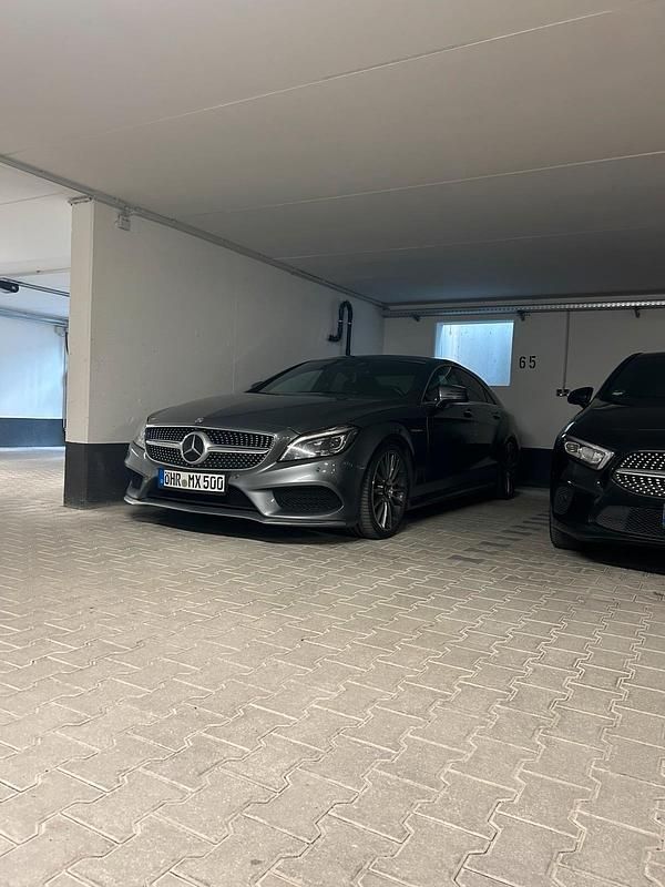 Grau Gebraucht 2016 Mercedes CLS500 Coupé | 23.500 € (Fairer Preis) - Bild 1/4