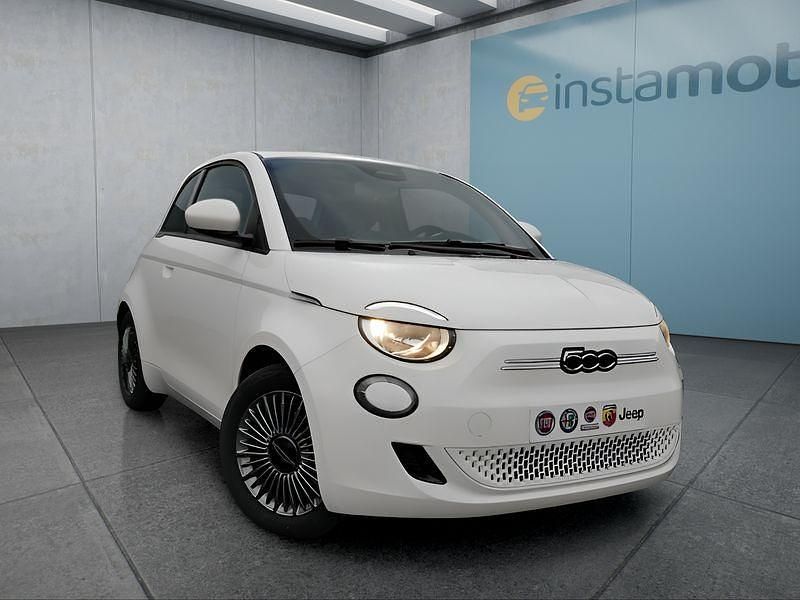 Weiß Gebraucht 2022 Fiat 500e Icon Kleinwagen | 22.499 € - Bild 1/4