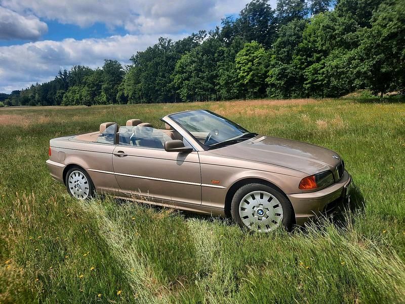 Gebraucht BMW 323 Cabriolet 170 PS (125 kW) 2000 Gold Cabrio
