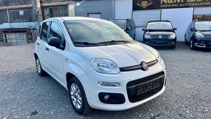 Gebraucht Fiat Panda More 69 PS (50 kW) 2017 Weiß Kleinwagen