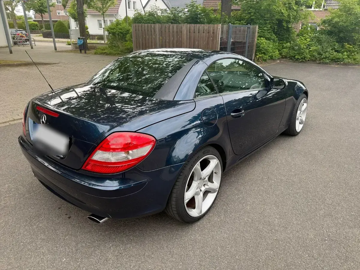 Gebraucht Mercedes SLK200 Edition 163 PS (119 kW) 2007 Blau Cabrio