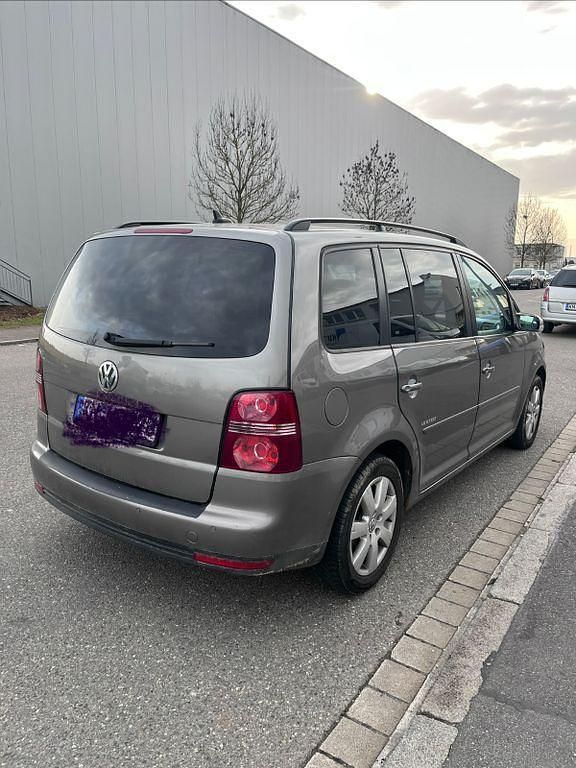 Gebraucht VW Touran 140 PS (102 kW) 2008 Grau Van / Kleinbus