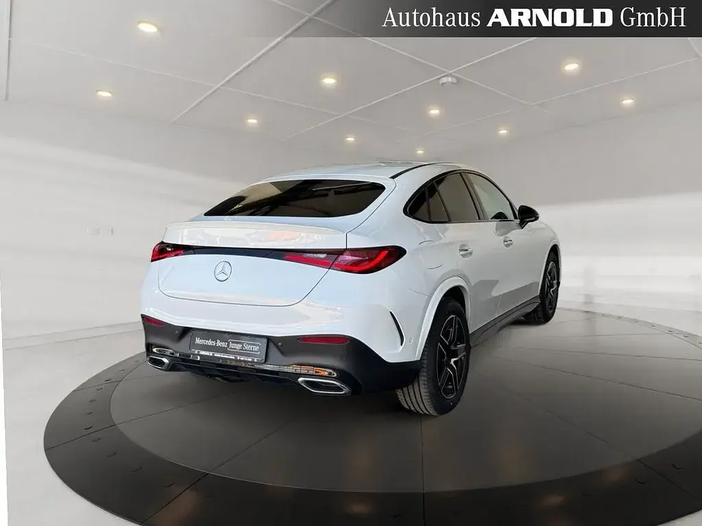 Gebraucht Mercedes GLC200 AMG line 204 PS (150 kW) 2025 Manufaktur opalithweiß bright SUV