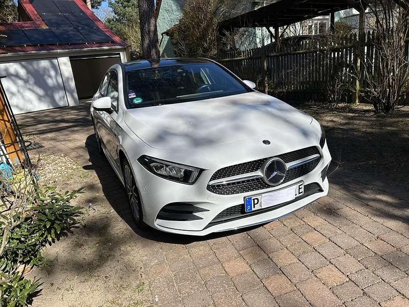 Gebraucht Mercedes A250 Edition 160 PS (117 kW) 2020 Limousine