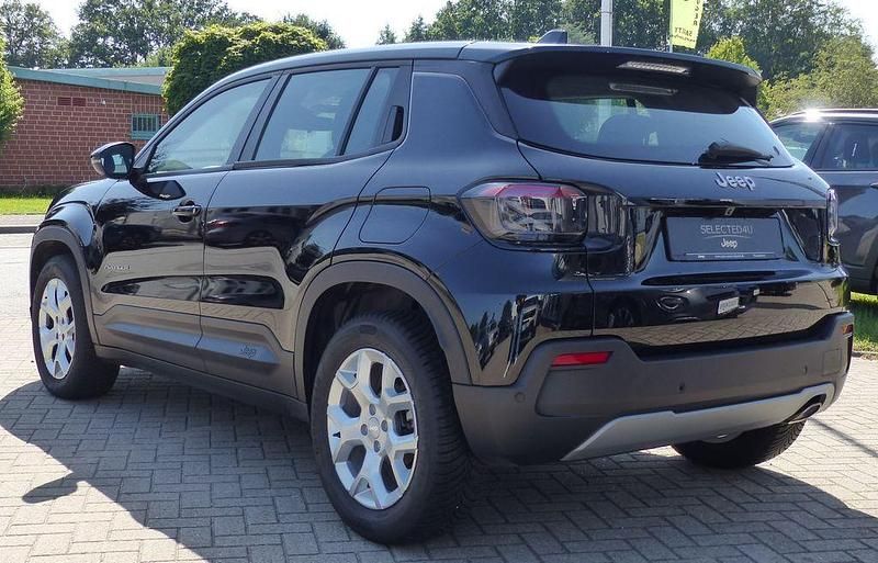 Neu Jeep Avenger Longitude 101 PS (74 kW) 2025 Schwarz SUV