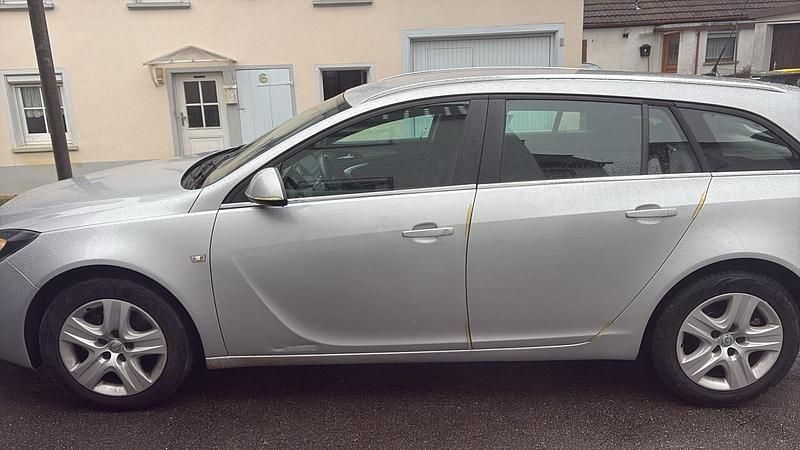 Gebraucht Opel Insignia 163 PS (119 kW) 2015 Grau Kombi