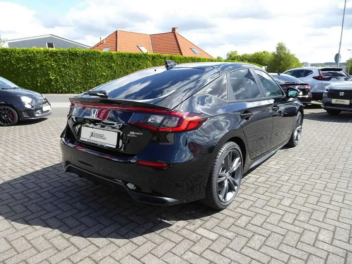 Neu Honda Civic Hybrid 184 PS (135 kW) 2026 Crystal black Limousine