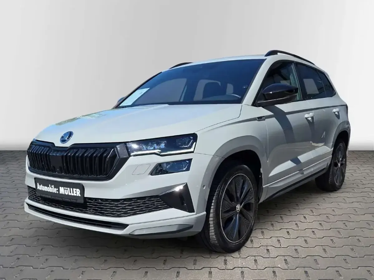 Gebraucht Skoda Karoq SportLine 150 PS (110 kW) 2022 Grau SUV