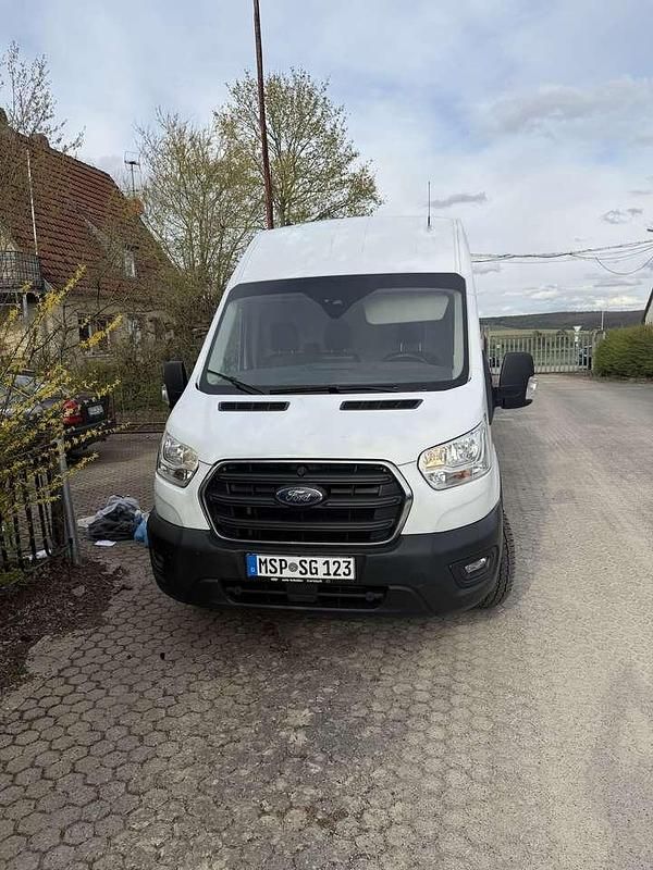 Gebraucht Ford Transit Trend 131 PS (96 kW) 2020 Weiß Van