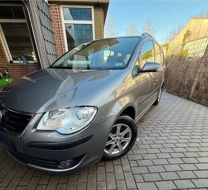 Gebraucht VW Touran 109 PS (80 kW) 2007 Grau Van / Kleinbus