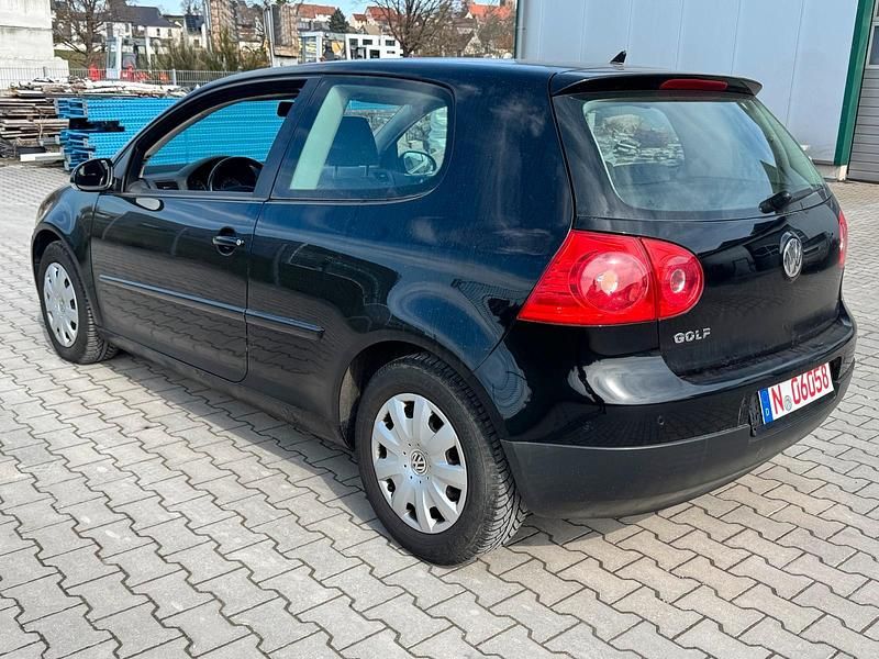 Gebraucht VW Golf V Trendline 102 PS (75 kW) 2007 Schwarz Limousine