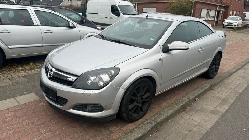 Silber Gebraucht 2007 Opel Astra Cabriolet Cosmo Cabrio | 950 € (Guter Preis) - Bild 1/4