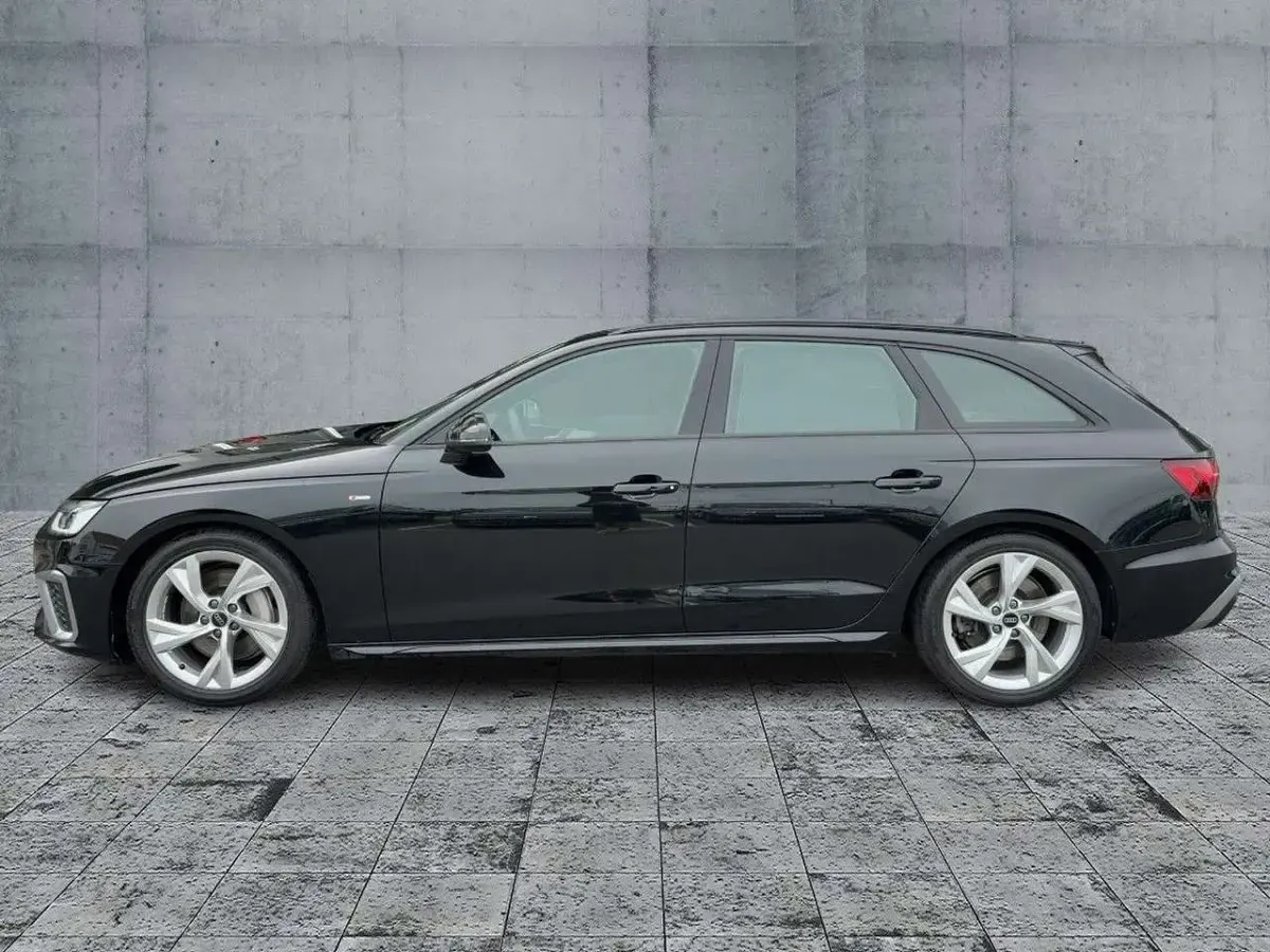 Gebraucht Audi A4 S-Line 265 PS (194 kW) 2023 Schwarz Kombi