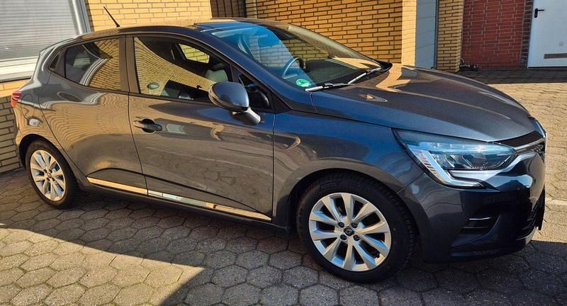 Gebraucht Renault Clio V 91 PS (66 kW) 2021 Blau Kleinwagen