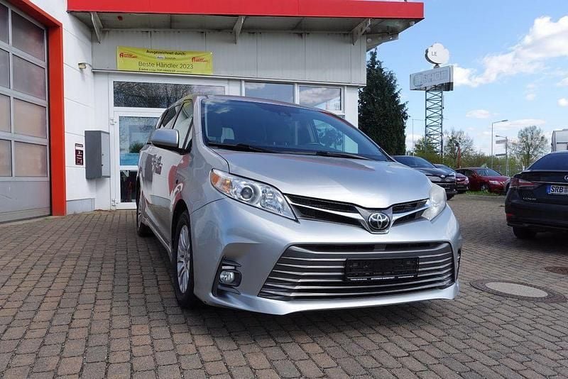 Gebraucht Toyota Sienna 300 PS (220 kW) 2020 Grau Van / Kleinbus