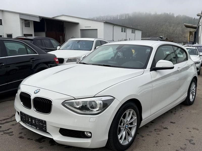 Gebraucht BMW 118 Performance 143 PS (105 kW) 2013 Weiß Kleinwagen